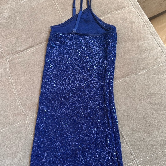 Express Royal Blue Patterned Blouse - Picture 9 of 12